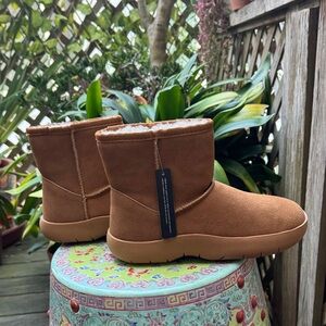 Tan Ankle Boots by Athlefit. Faux Suede Size 8. NWT